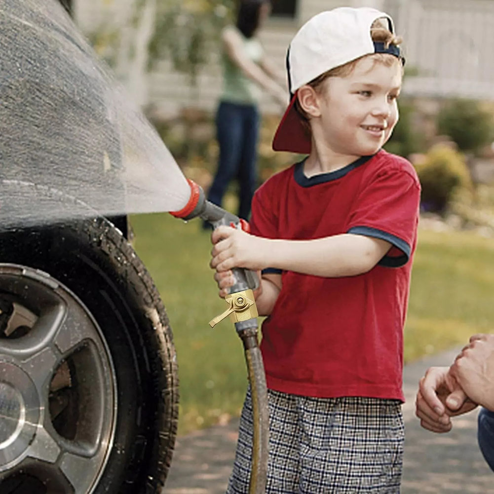 Łatwy w użyciu mosiężny zawór  – Gardena Hose Comfort recenzja i cena